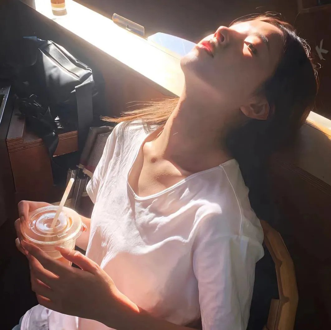 深宵闪避球